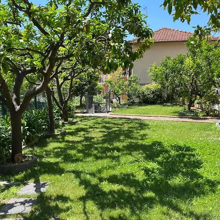 Diano Marina Bellavista Lägenhet